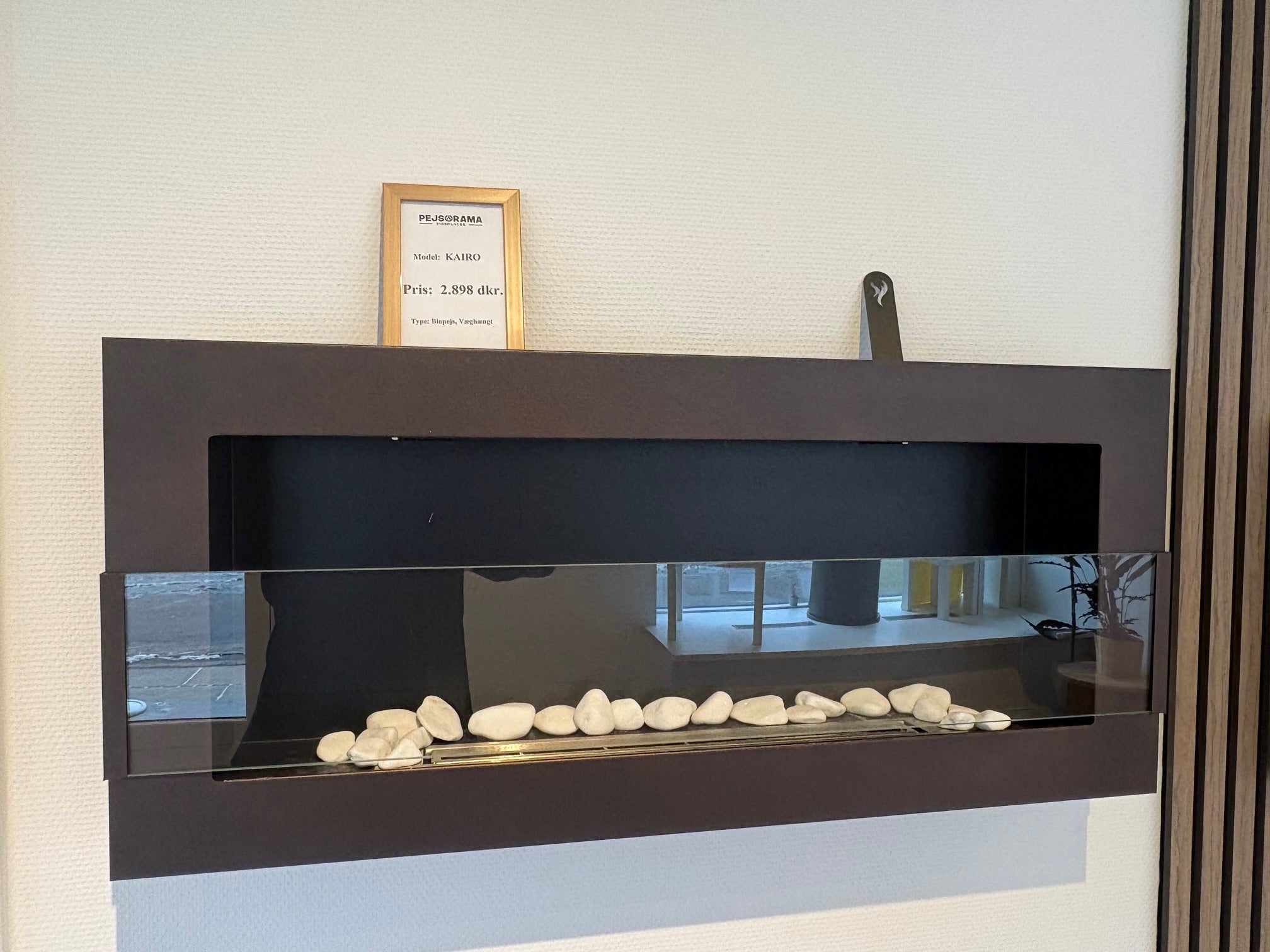 Kairo væghængt biopejs – moderne biopejs uden skorsten