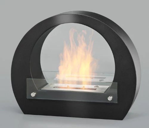 sort buet biopejs med frontglas og flammer